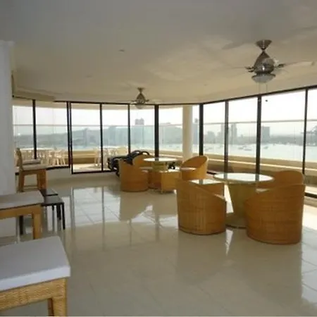 Lujoso Apartamento El Cid Cartagena